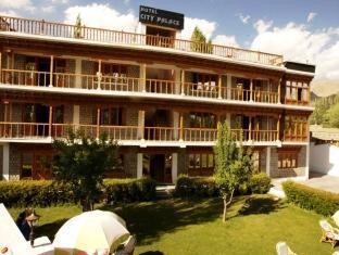 Hotel City Palace Leh Exterior foto
