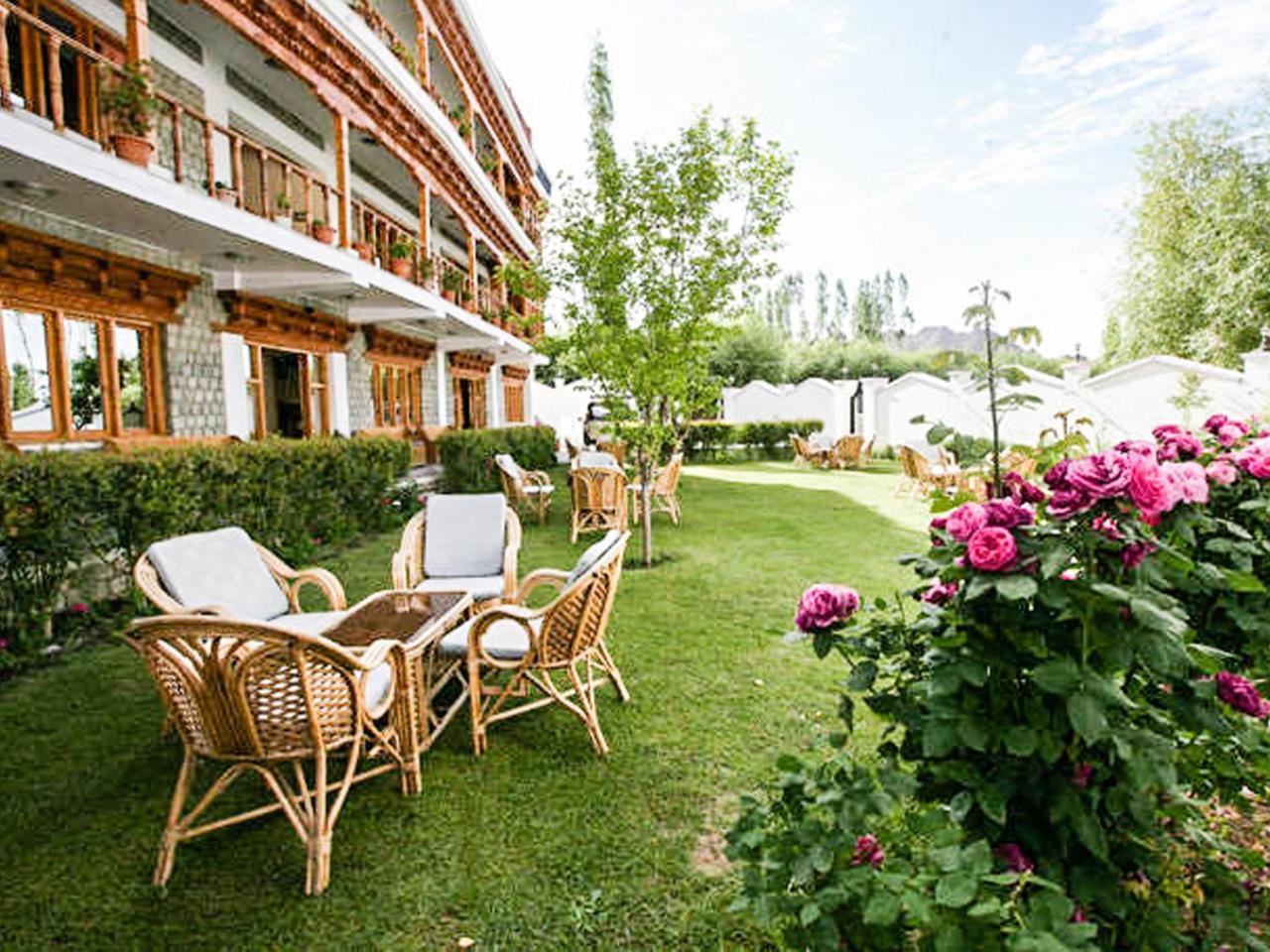 Hotel City Palace Leh Exterior foto