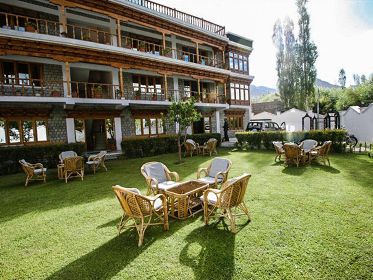 Hotel City Palace Leh Exterior foto